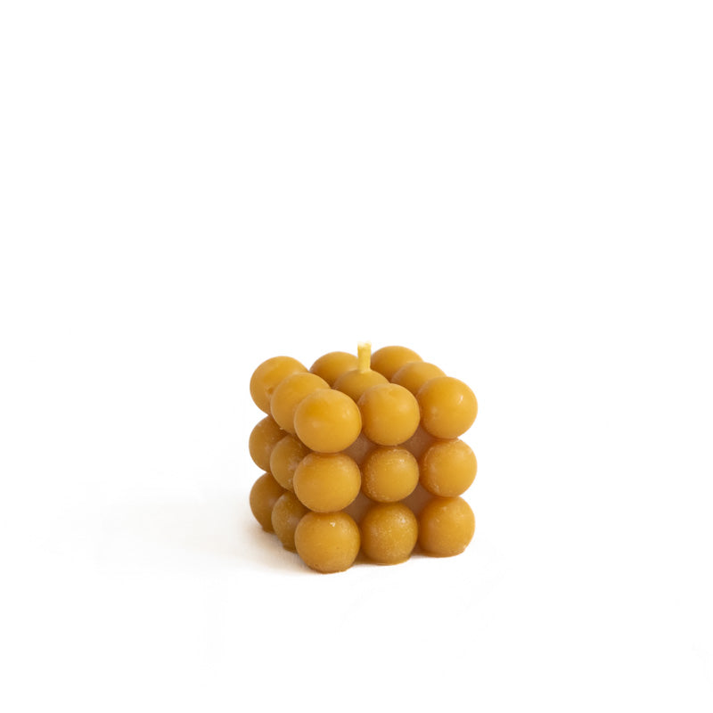 Bougie Bubble Cube artisanale en cire d’abeille naturelle, au design tendance en forme de bulles, fabriquée à la main – La Fabrique de l’Abeille