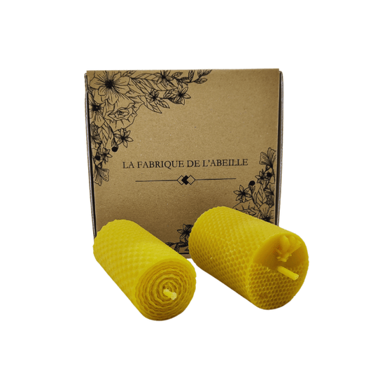 Coffret contenant deux bougies en cire d'abeille