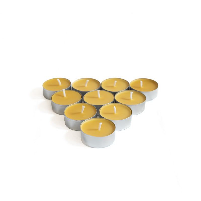 Dix bougies chauffe-plat artisanales en cire d’abeille dans godets en aluminium, mèche en coton, fabrication française – La Fabrique de l’Abeille
