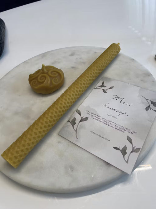 exemple de bougies naturelles en cire d'abeille