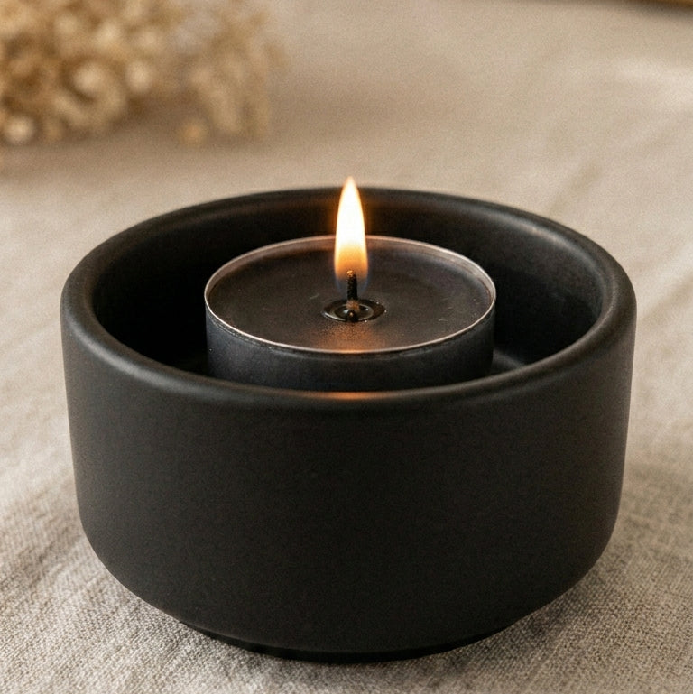 Chauffe-plat noirs teintés dans la masse cire d'abeille rituel éloigner