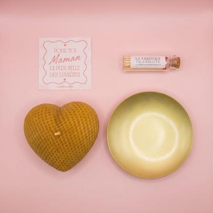 Contenu coffret cadeau maman bougie coeur – détail du coffret fête des mères